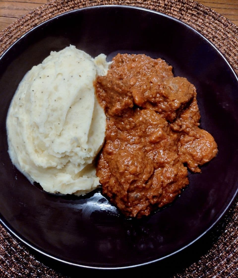 Ghanas nationalrätt Fufu och nkatenkwan.