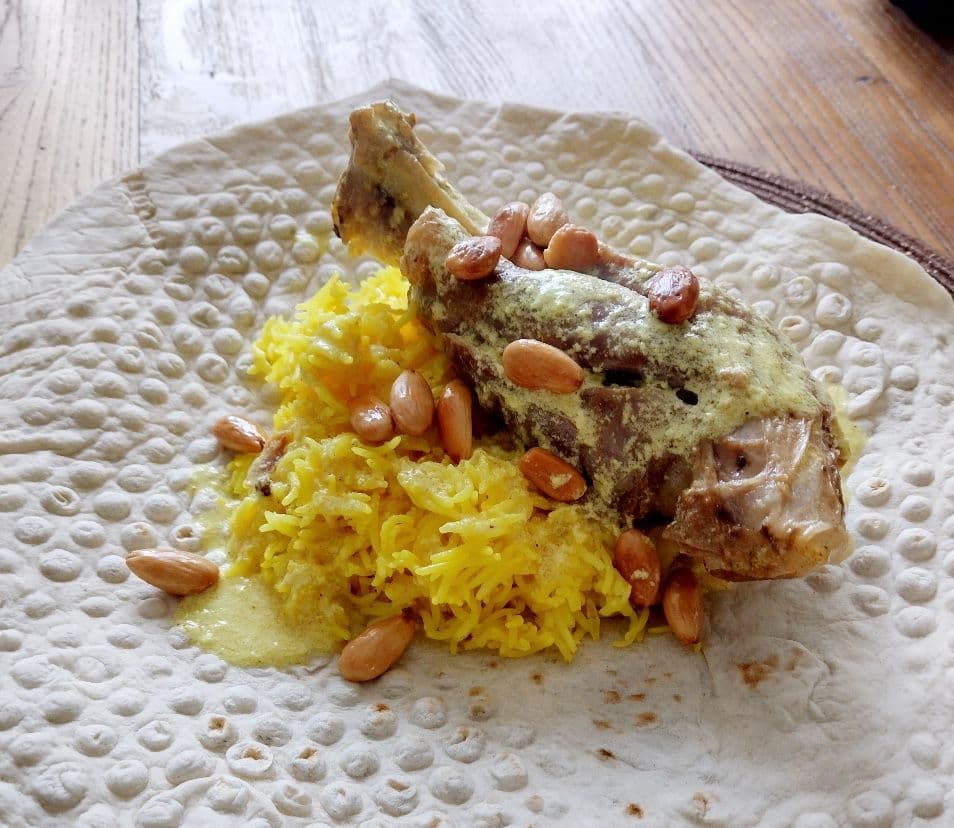 Jordaniens nationalrätt Mansaf.
