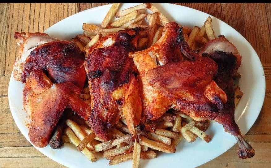 Mocambiques nationalrätt Peri Peri Chicken.