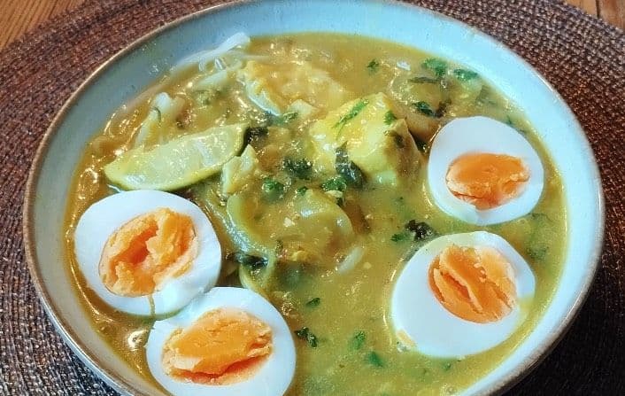 Myanmars nationalrätt Mohinga.